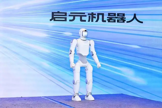 上纬新材CEO田华首次公开发声:我们为什么押注个人机器人?