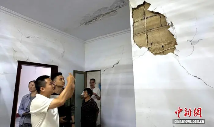 四川高县5.5级地震:致15人轻伤 1800余间房屋受损