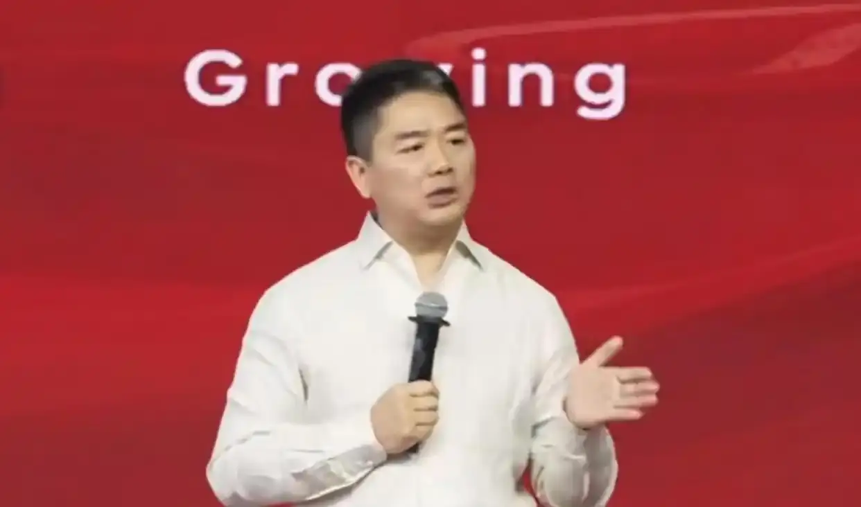刘强东:京东一个都不会开除,要保住50多万蓝领饭碗
