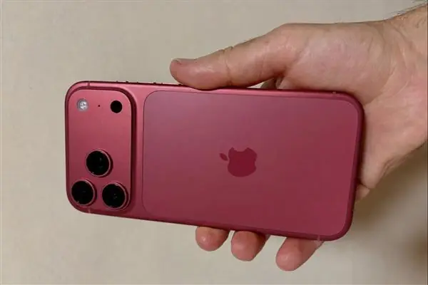 iPhone 18 Pro Max电池容量新鲜出炉:5425mAh刷新苹果纪录