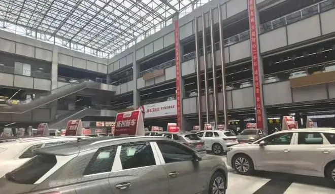 信任碎了,钱包空了,车也消失了!网红二手车商崩盘,帅车加盟模式遭质疑,车商损失近2000万元,哭诉“如果不是因为帅车,我们根本不会打款”