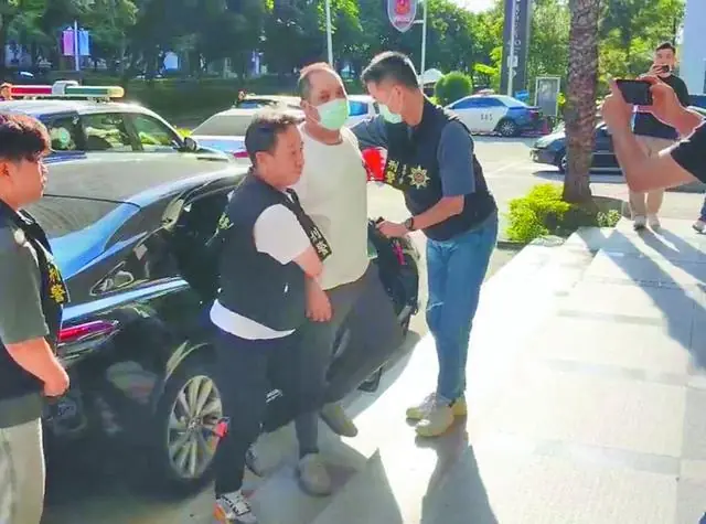 亲绿媒体人矢板明夫被殴案嫌疑人落网,33岁男子辩称“认错人了”