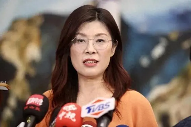 郑丽文重复观点非常惊人,搞错了两岸目标:和平不是,统一才是!