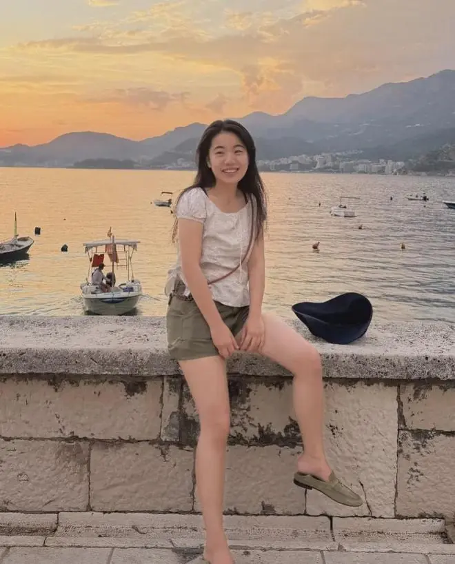中国人民大学：蒋方舟硕士论文存在不规范问题，未发现学术不端，暂停其导师招生资格一年