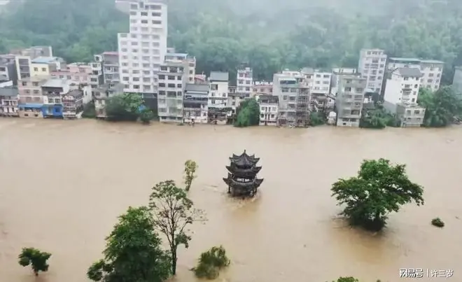 专家们!如今我们受灾了,有哪个国家援助我们了吗?