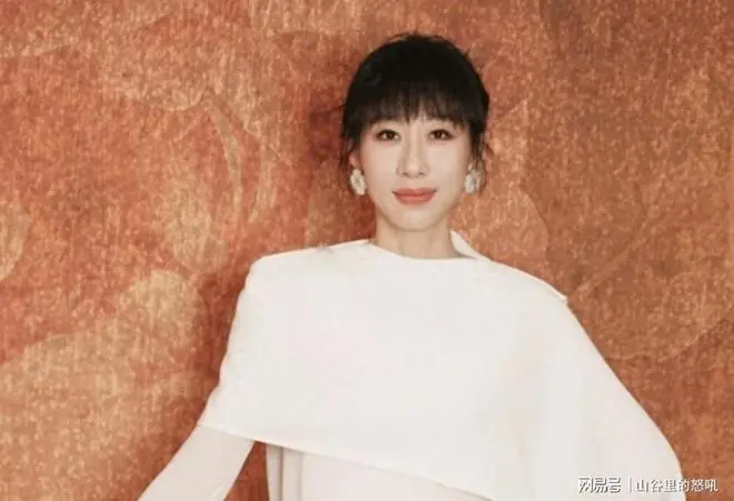 搬起石头砸自己的脚!刚开完演唱会的任素汐,也走上了韩红的老路
