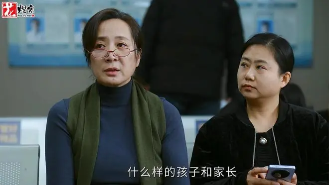 《问心2》有些人终其一生都追求不到权力,直到他们成为了父母