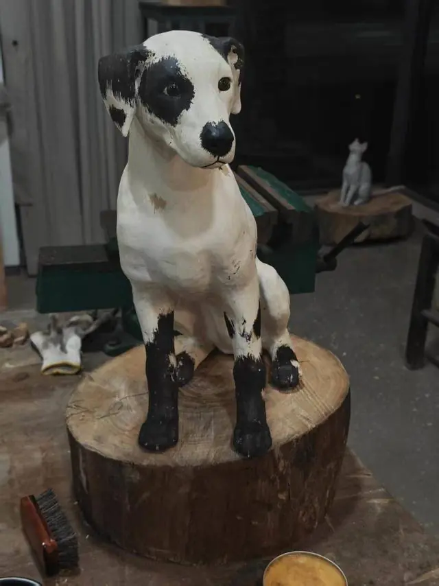 “毕设作品快递中破损”新进展：当事人称快递公司愿意全额赔偿，但要求退回雕塑丨云投诉