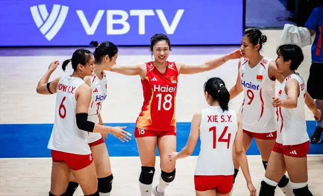 意主帅赞中国女排!大比分落后不换主力休息?解盛钰李晨瑄闪耀