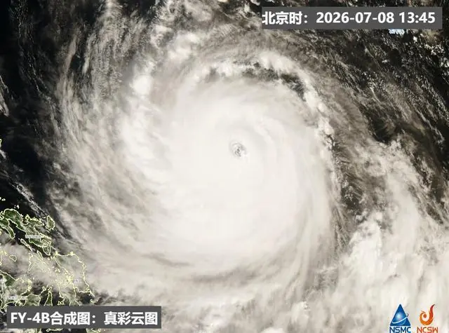 超强台风“巴威”即将进入48小时警戒线 华东面临猛烈风雨考验