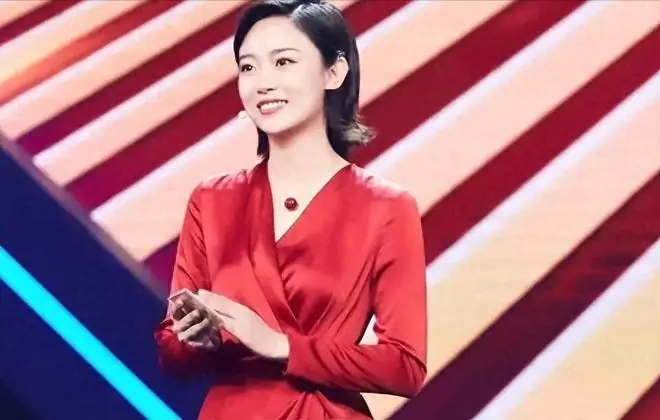 是金子总会发光，从央视“消失”的李七月，已经找到了自己的领域