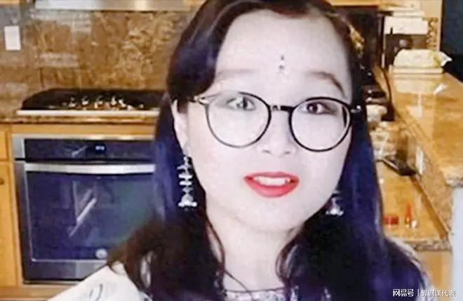 吹捧印度抹黑中国的郑墨沫,最艰难时刻想回国被拒,现状如何?