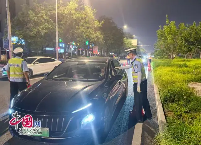 北京警方全力推进夏夜社会面安全隐患排查整治行动
