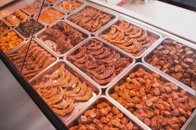 关店4000家,亏损超亿元,零食界爱马仕,为何一夜卖不动?